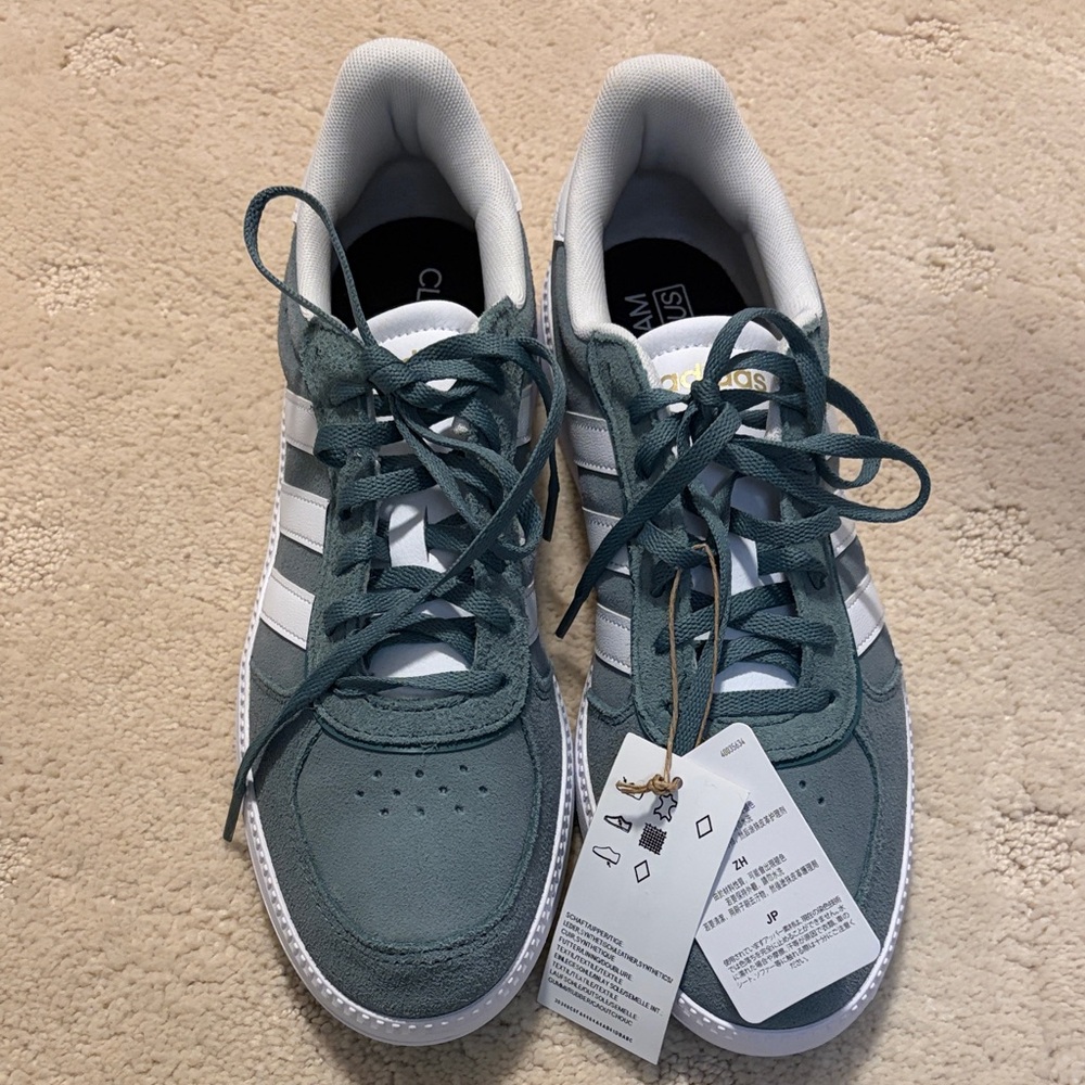 Limited Edition New with Tags Adidas Teal and White Suede Classic Cloud Sneakers